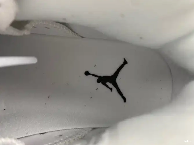 Bmlin Reverse Jordan CT8529-112 Air 6 Oreo 0611